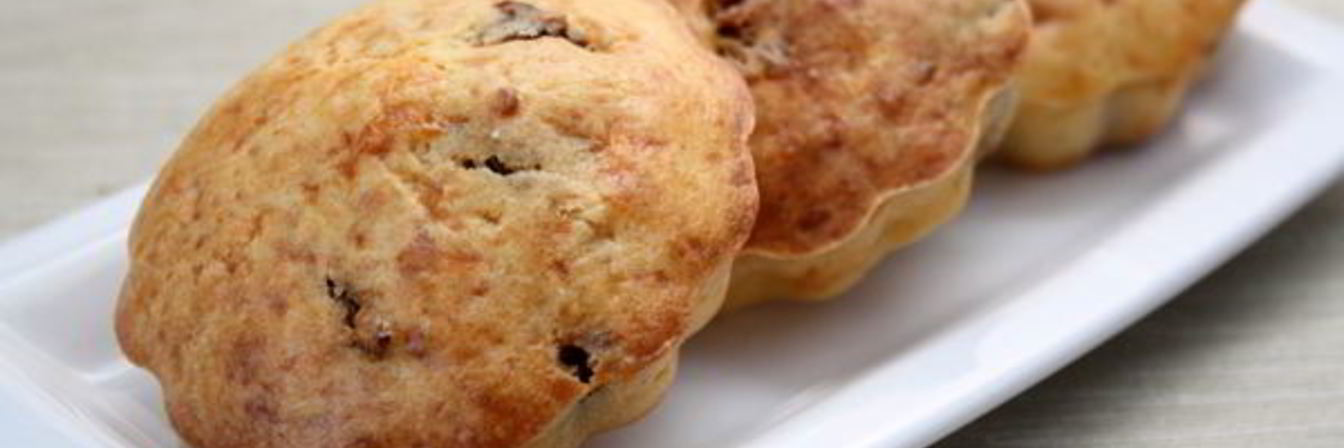 Творожные маффины с вялеными помидорами