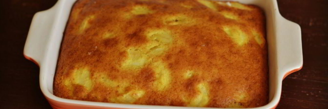 Манник с яблоками