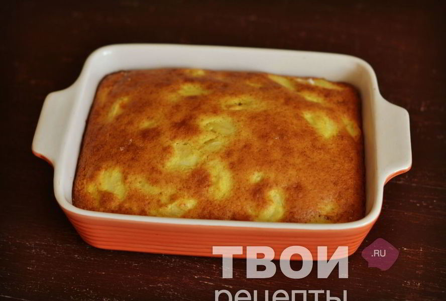 Манник с яблоками