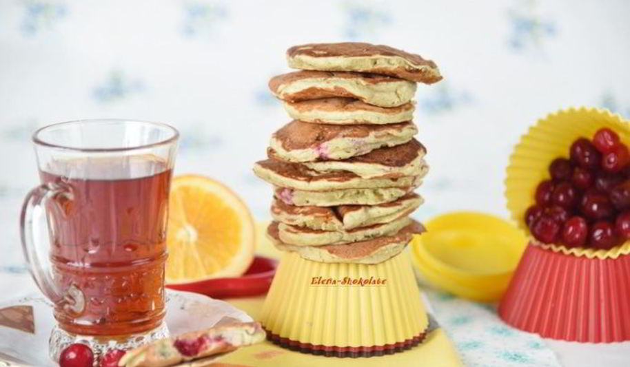 Рецепт апельсиновые оладьи с клюквой