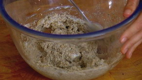 ШАГ 3. башенка из овсяных оладий, баклажана и феты