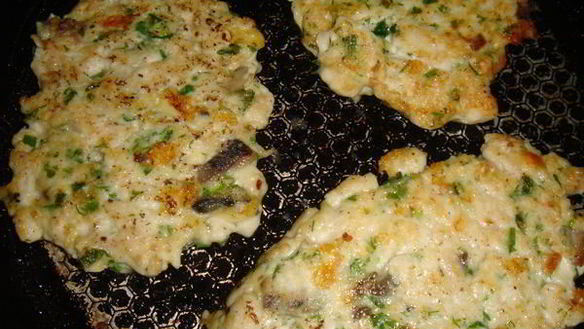 ШАГ 6. драконье мясо — куриные оладьи