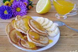 Гречневые оладьи с бананом