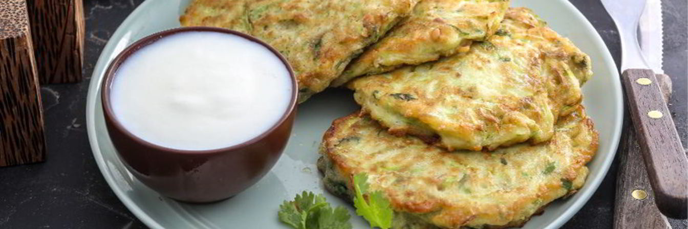 Кабачковые оладьи с чесноком