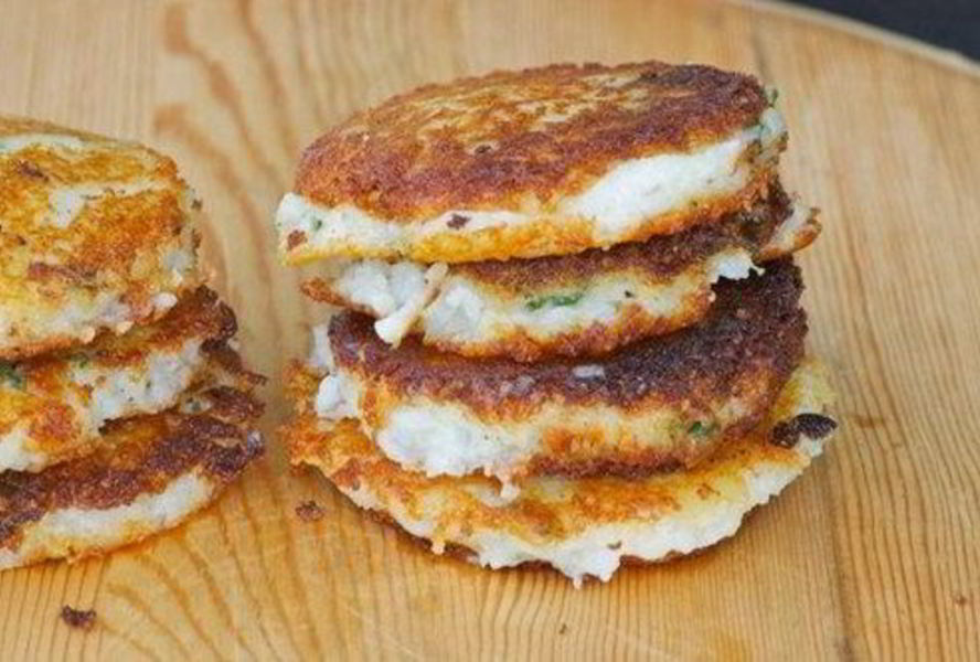 Картофельные оладушки с зеленым луком