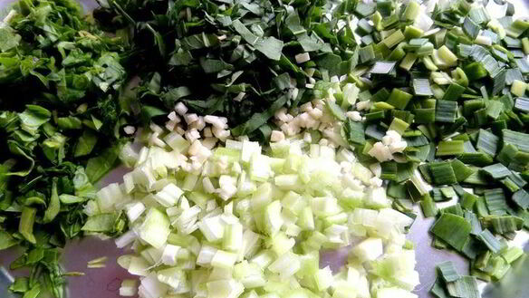 ШАГ 7. картофельные оладьи зеленые