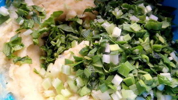 ШАГ 9. картофельные оладьи зеленые