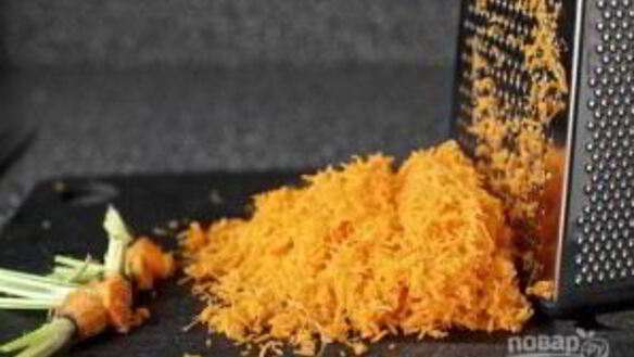 ШАГ 2. морковные оладьи с сырным соусом