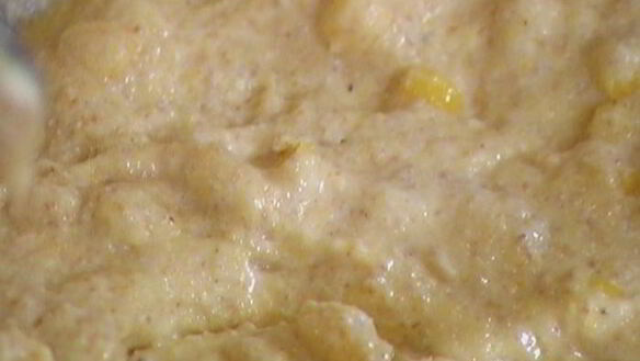 ШАГ 2. оладушки из поленты со сладкой кукурузой и беконом