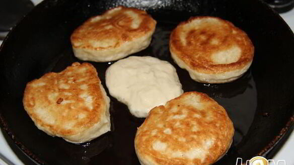 ШАГ 4. оладьи дрожжевые