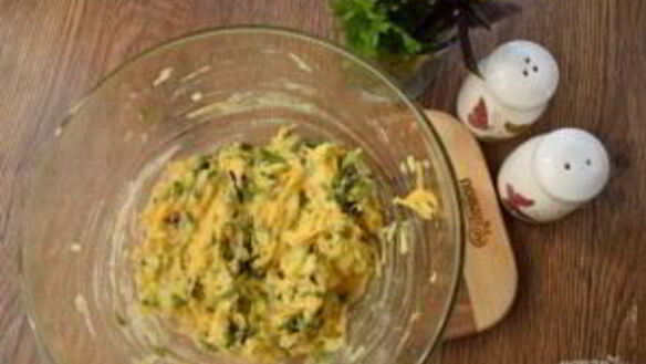 ШАГ 3. оладьи из кабачков с тыквой в духовке