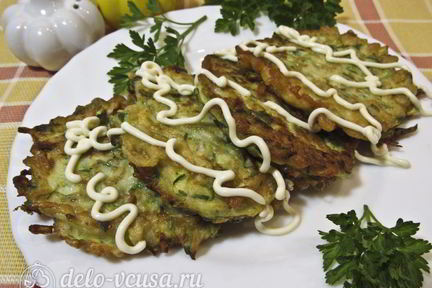 Оладьи из кабачков с зеленью