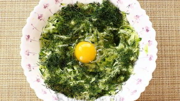 ШАГ 4. оладьи из кабачков в духовке