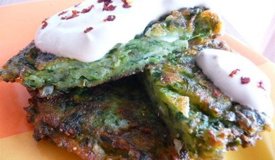 Рецепт оладьи из картофеля, кабачков и шпината