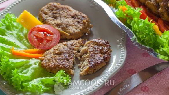 ШАГ 12. оладьи из куриного фарша