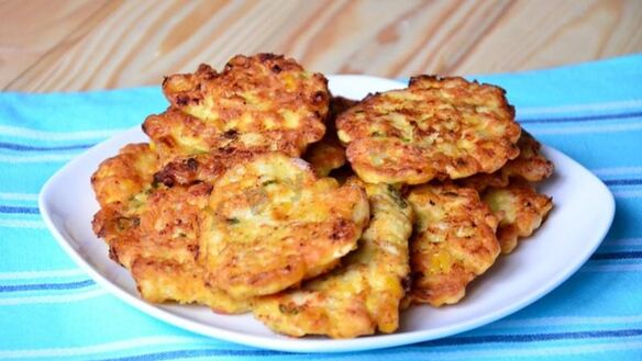 ШАГ 8. оладьи из курицы и кукурузы