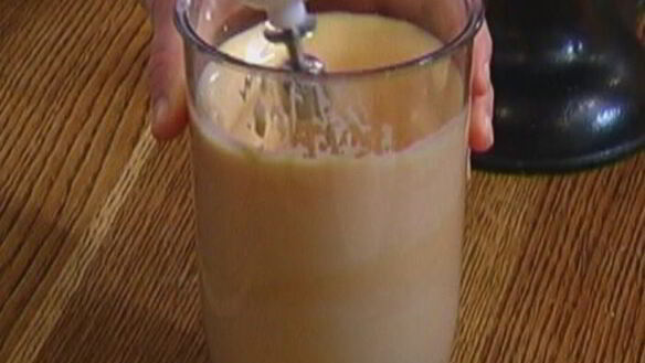 ШАГ 4. оладьи из рикотты с карамелизированной грушей