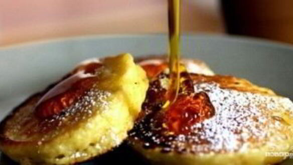 ШАГ 5. оладьи на кефире с яблоками