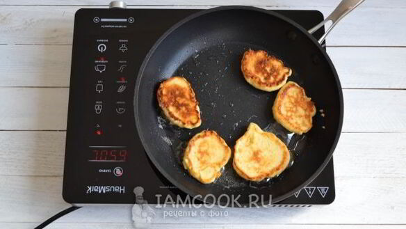 ШАГ 10. оладьи на кефире