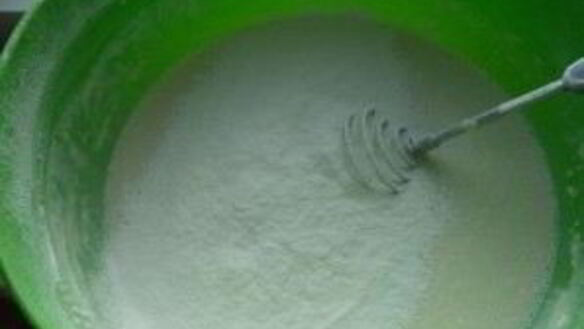 ШАГ 2. оладьи на воде с дрожжами