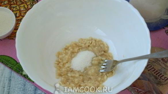 ШАГ 5. оладьи с бананом на кефире