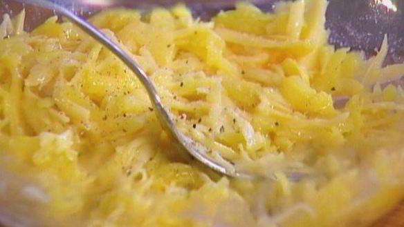 ШАГ 3. овсяные оладьи с картофелем, сыром и беконом