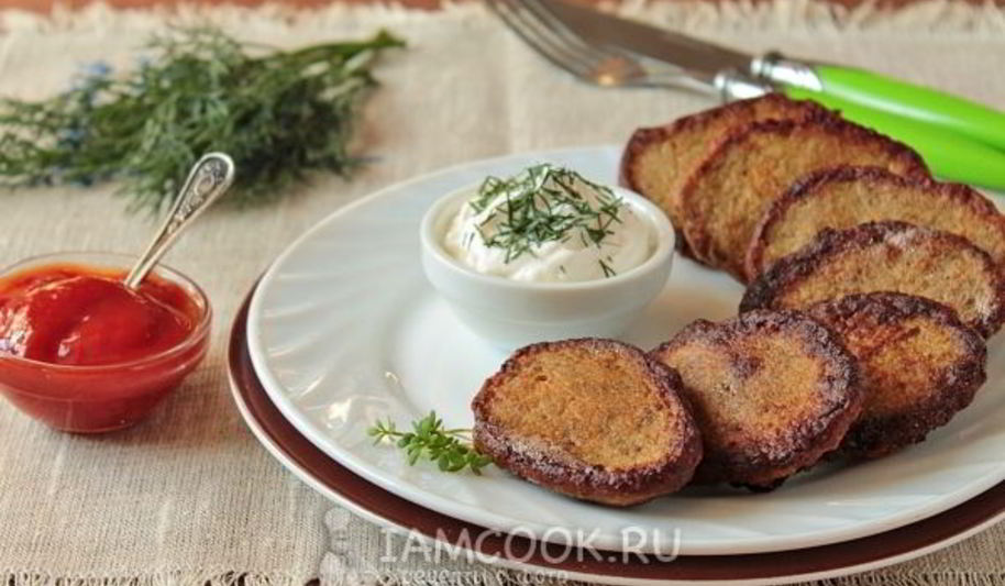 Рецепт печеночные оладьи из говяжьей печени с морковью