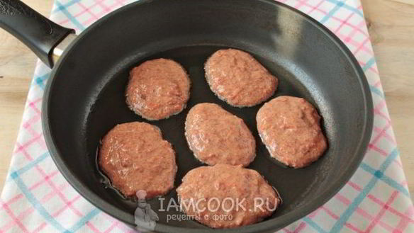 ШАГ 9. печеночные оладьи из говяжьей печени с морковью