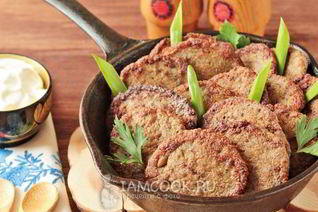 Печеночные оладьи с манкой