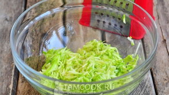 ШАГ 3. постные оладьи из кабачков