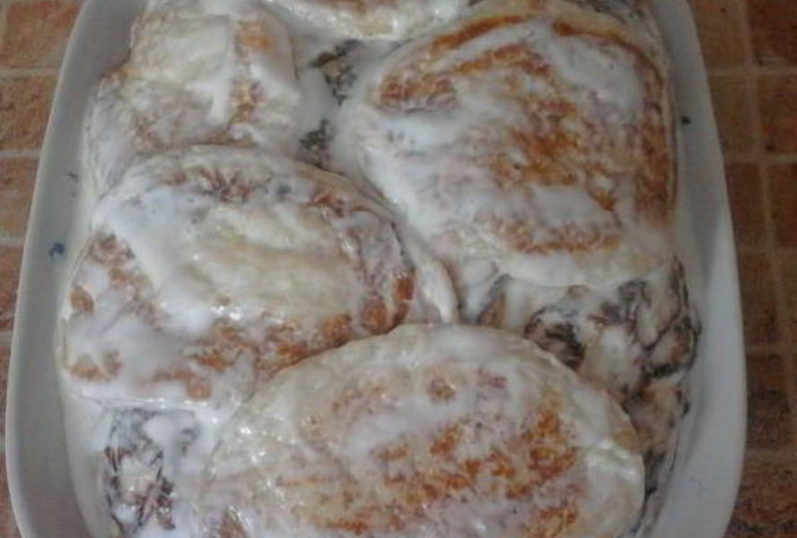 Пышные оладьи на кислом молоке