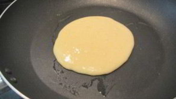 ШАГ 2. пышные оладьи