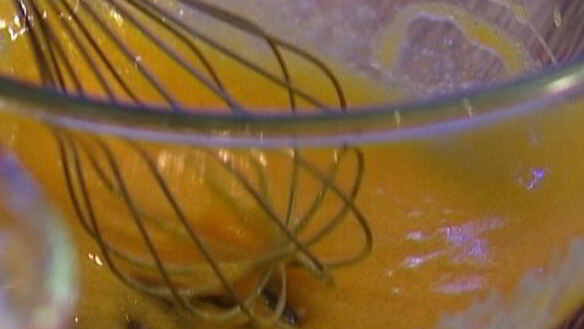 ШАГ 3. творожные оладьи с ягодами