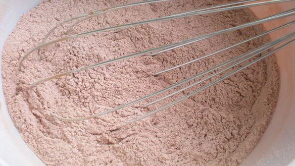 ШАГ 3. вдвойне шоколадные оладьи