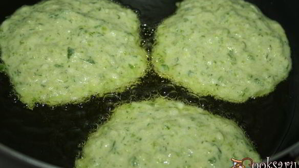 ШАГ 5. весенние кабачковые оладьи с сыром сулугуни самые любимые