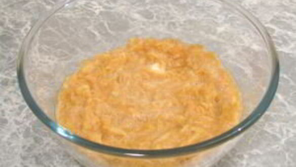 ШАГ 4. яблочно-морковные оладьи