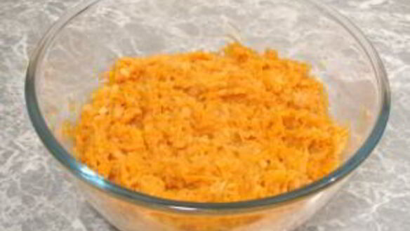 ШАГ 5. яблочно-морковные оладьи