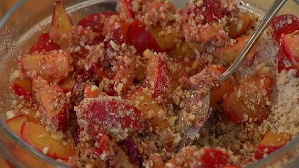 ШАГ 8. пахлава со сливами и лавандой