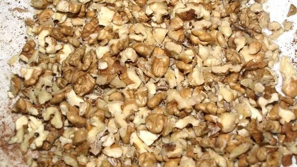 ШАГ 3. белковое печенье с орехами и шоколадом