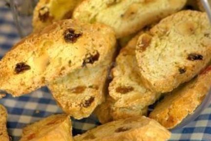 Бискотти печенье с миндалем и цукатами