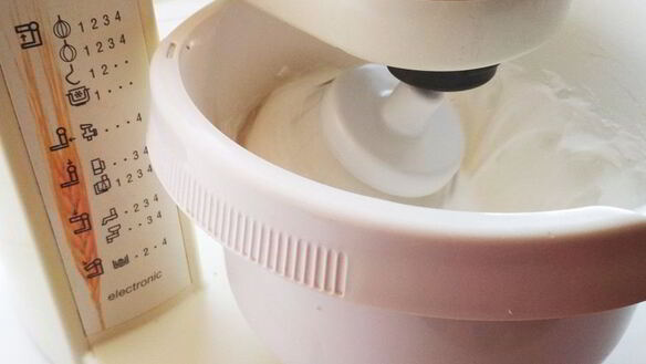 ШАГ 6. финиковое печенье с жареным фундуком