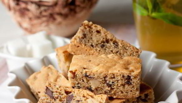 ШАГ 10. нарезное ореховое печенье с шоколадной крошкой