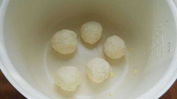 ШАГ 3. печенье из кокосовой стружки в мультиварке