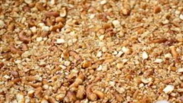 ШАГ 6. печенье с шоколадом и соломкой