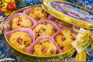 Печенье творожное с вишней, миндалем и шоколадом