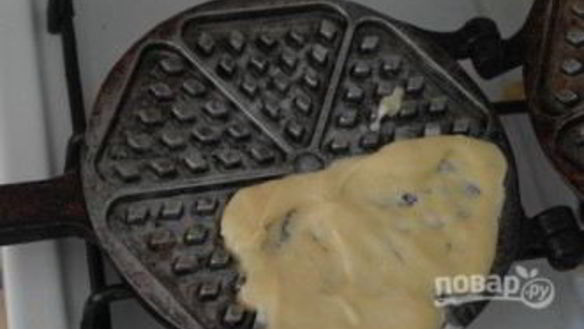 ШАГ 5. печенье в вафельнице на газу