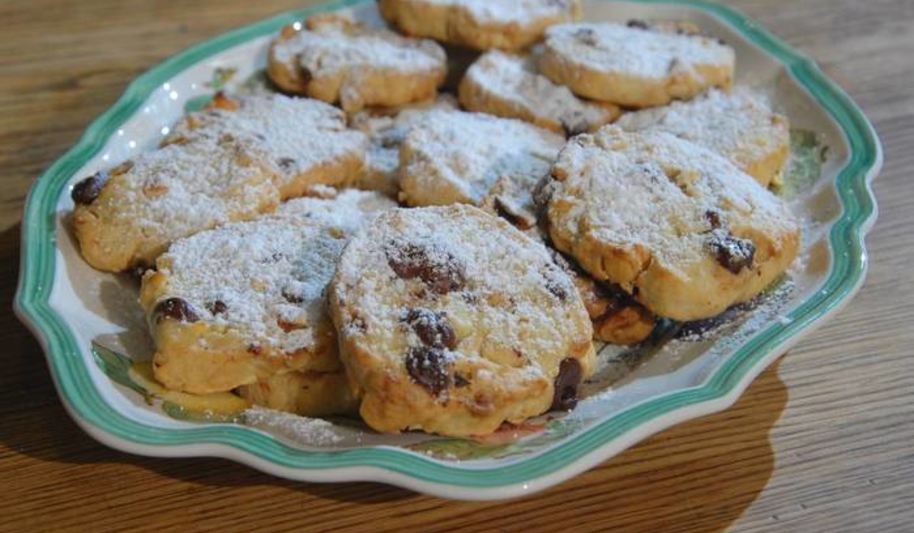 Рецепт песочное печенье с фундуком и шоколадом