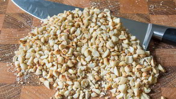 ШАГ 8. шоколадное песочное печенье с арахисом