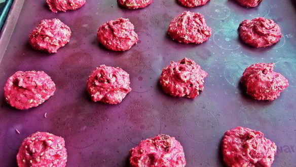 ШАГ 13. свекольно-кунжутное печенье