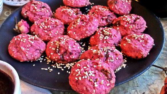 ШАГ 16. свекольно-кунжутное печенье